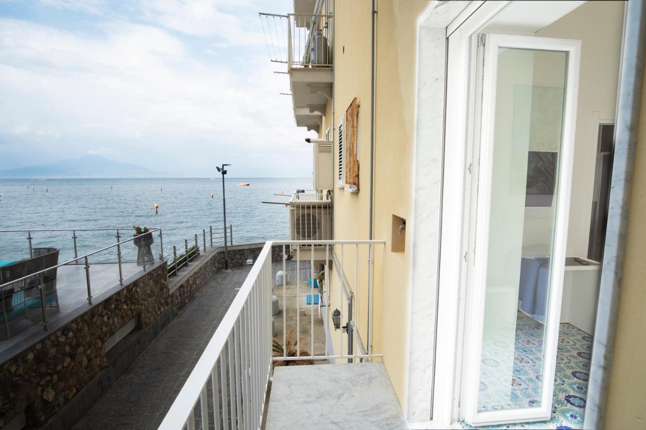 Domus Lina Villa Sorrento Luaran gambar