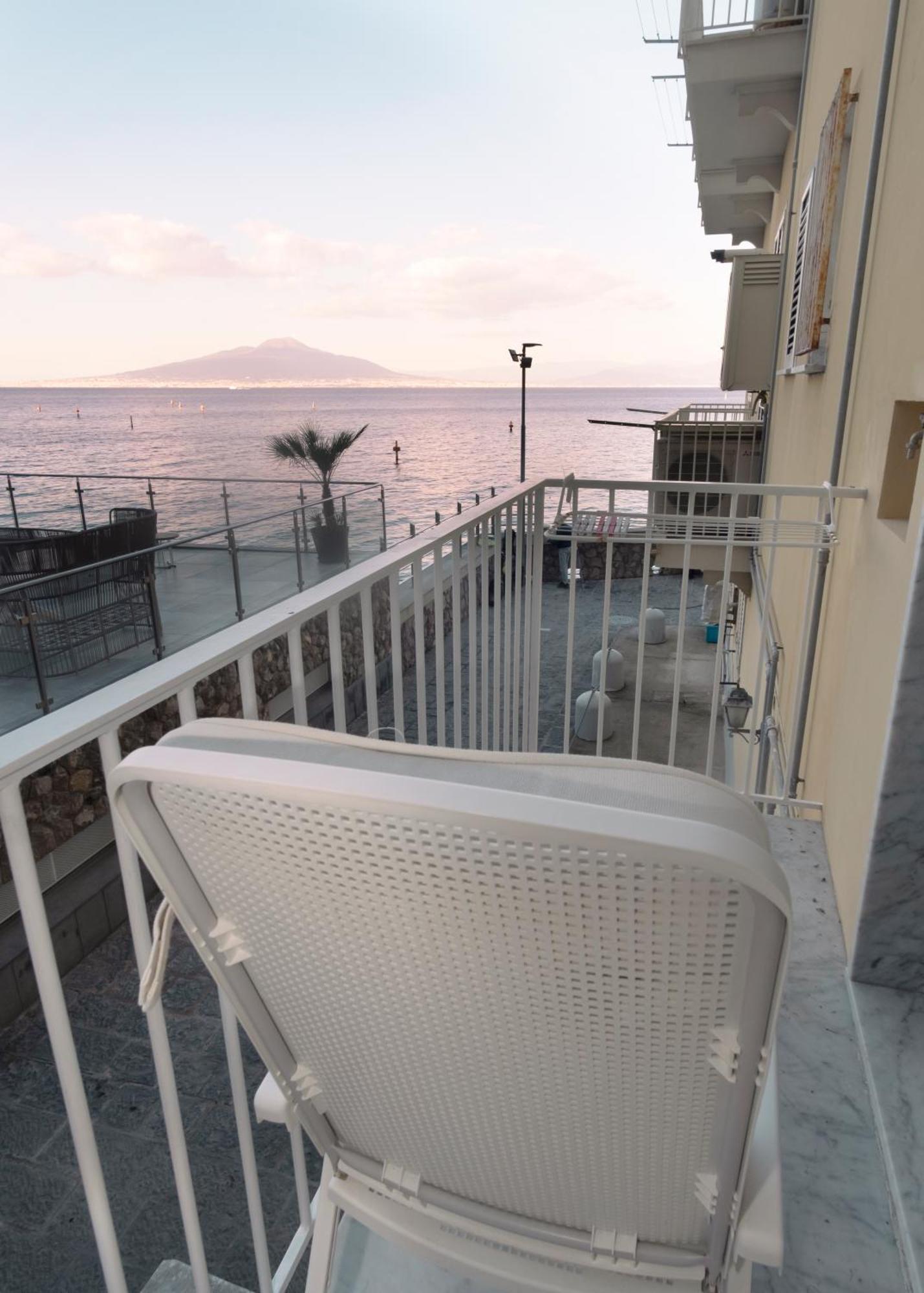 Domus Lina Villa Sorrento Luaran gambar